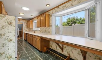 1059 Terra Ave, Ashland, OR 97520