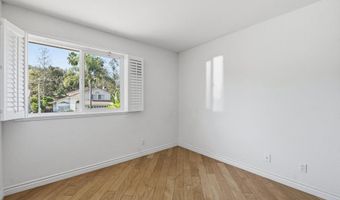 2070 Tiffany Dr, Oceanside, CA 92056