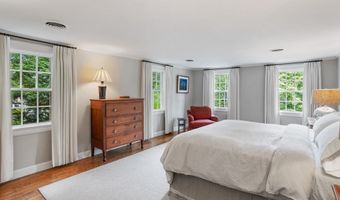 76 Washington Dr, Acton, MA 01720