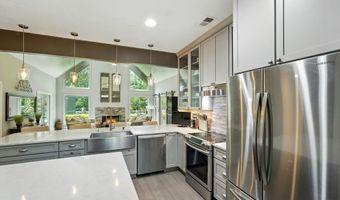 4 Egret Dr, Beaufort, SC 29907