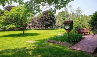 13394 Hughes Ct, Apple Valley, MN 55124