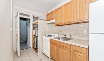 165 35TH St NE, Washington, DC 20019