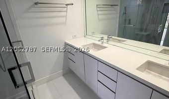 19707 Turnberry Way 24B, Aventura, FL 33180