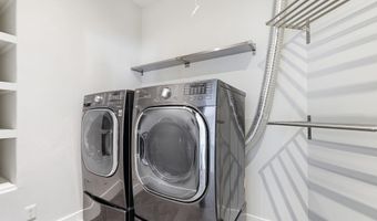 6600 RESERVES HILL Ct, Annandale, VA 22003