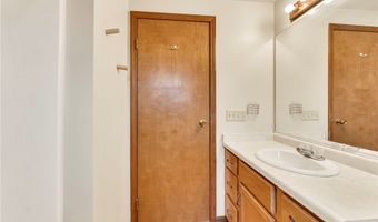 571 Burroughs Dr, Amherst, NY 14226