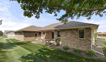 1403 Maple Dr, Adel, IA 50003