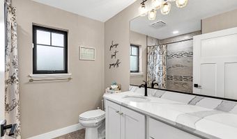6758 SPENCER Dr, Cheyenne, WY 82007