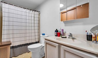 1333 Longboat Ave, Beachwood, NJ 08722