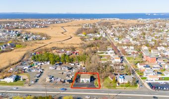 515 State Route 36, Belford, NJ 07718
