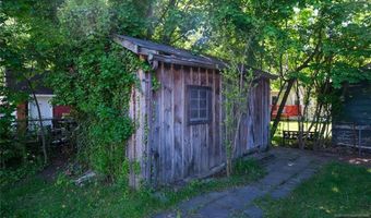 32 Phelps Ave, Bergenfield, NJ 07621