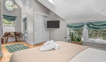 614 Ocracoke Way, Bald Head Island, NC 28461