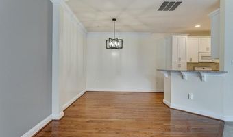 5053 DONOVAN Dr, Alexandria, VA 22304