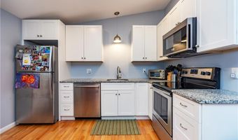 65 Walnut Dr, East Greenwich, RI 02818