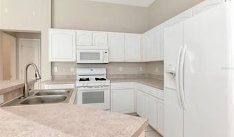 6813 REGENTS VILLAGE Way, Apollo Beach, FL 33572