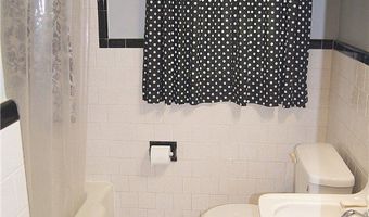 108 N Snead St, Ashland, VA 23005