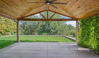 8381 Pratt Rd, Atchison, KS 66002