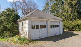 223 Boston Post Rd, Waterford, CT 06385