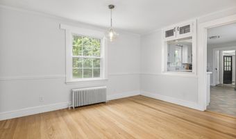 91 Blackstrap Rd, Falmouth, ME 04105