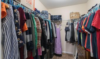 946 Willow Creek Dr, Alexandria, KY 41001