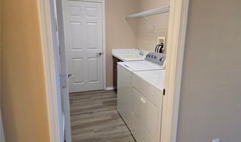 5646 SUNSET FALLS Dr, Apollo Beach, FL 33572