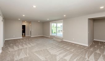 652 Xanadu Pl, Ames, IA 50014