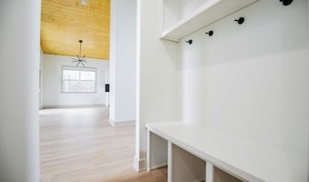 4 Romine Pl, Bella Vista, AR 72715