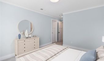 23 MIDDLEBERRY Ln, East Greenwich, RI 02818