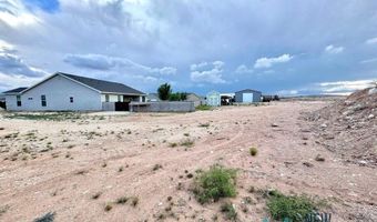 832 Calamity Jane Dr, Carlsbad, NM 88220