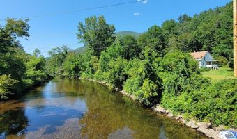 30 River Rd, Arlington, VT 05250