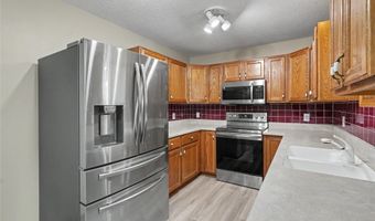 604 SE Tower Ct, Ankeny, IA 50021