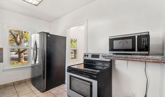 1182 S Meridian St, Blackfoot, ID 83221