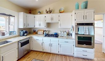 1919 Creekside Pl, Anacortes, WA 98221