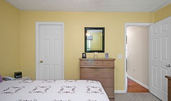 108 Lock Ln, Alum Creek, WV 25003