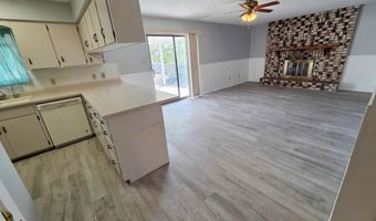2828 Carmel Dr, Alamogordo, NM 88310