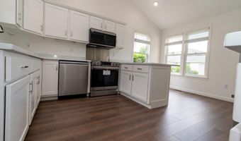 7 St Andrews Dr, Bedford, NH 03110