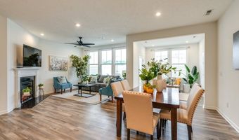 855-2 Dipper Ln, Aurora, OH 44202