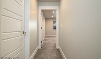 1403 Happy Ln A, Belgrade, MT 59714