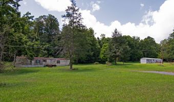 941 E Clayton Rd, Alderson, WV 24910