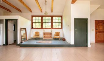859 Whitehill Rd, Barnet, VT 05821