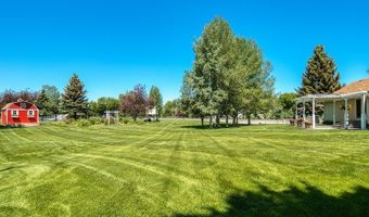353 Sacajawea Peak Dr, Bozeman, MT 59718