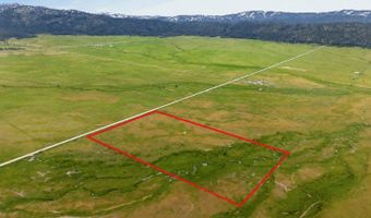 17 Gray Ln, Cascade, ID 83611