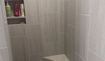 620 E Park Pl, Andover, KS 67002