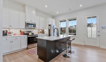 41912 HOGAN FOREST Ter, Aldie, VA 20105