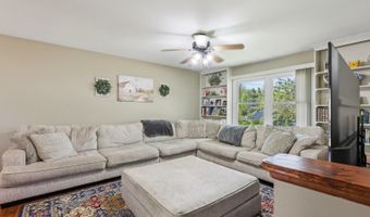 277 Sunset Ln, Antioch, IL 60002