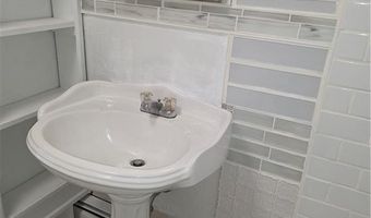 1431 Smithfield Ave 2F, Lincoln, RI 02865