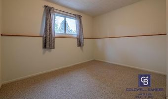 2102 10th St, Cody, WY 82414