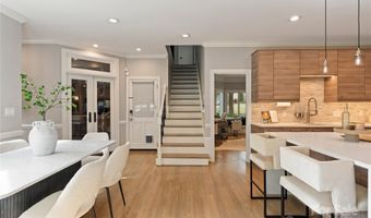 4208 Black Sycamore Dr, Charlotte, NC 28226