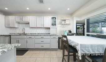 1685 COLLEEN Dr, Belle Isle, FL 32809