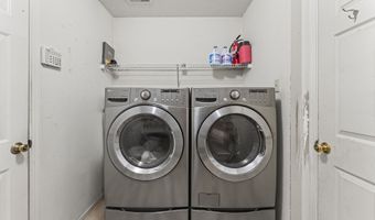 6911 Woodland Heights Dr, Avon, IN 46123