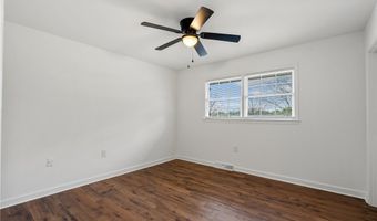 300 Woodlake Rd, Anderson, SC 29621